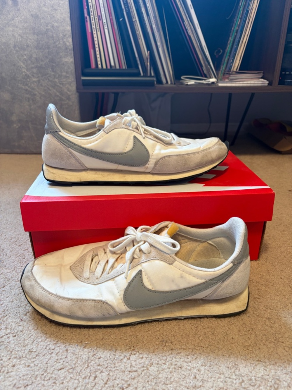 Nike Men’s Waffle Trainer 2 SE White trainers Size 10